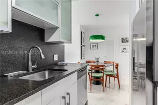 3 Island, Miami Beach, FL 33139 - Photo 10