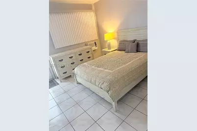 725 SW 11 #F8, Hallandale Beach, FL 33009 - Photo 10