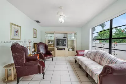 790 W 73rd, Hialeah, FL 33014 - Photo 38