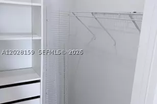 9460 Fontainebleau, Miami, FL 33172 - Photo 12