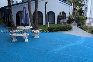 9460 Fontainebleau, Miami, FL 33172 - Photo 42