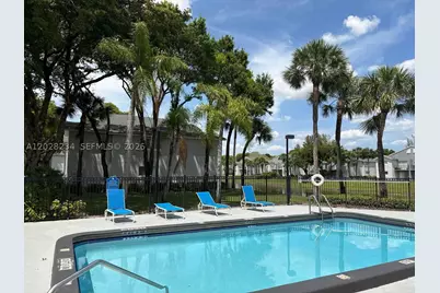 1141 Lake Victoria #F, Palm Beach, FL 33411 - Photo 26