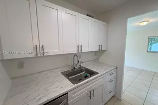 1141 Lake Victoria, Palm Beach, FL 33411 - Photo 12