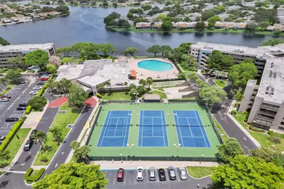 901 Colony Point #501, Pembroke Pines, FL 33026 - Photo 38
