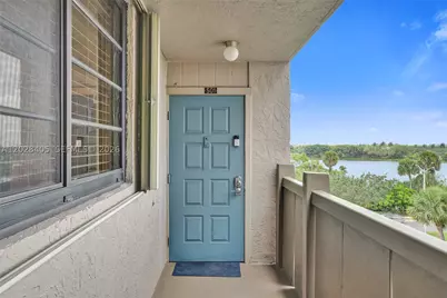 901 Colony Point #501, Pembroke Pines, FL 33026 - Photo 30