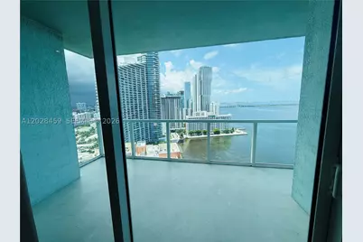 1900 N Bayshore #2415, Miami, FL 33132 - Photo 12