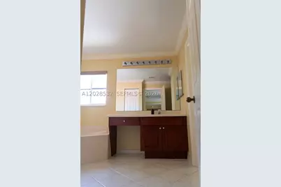 864 Vanda, Weston, FL 33327 - Photo 34