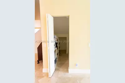 864 Vanda, Weston, FL 33327 - Photo 10
