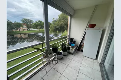 9281 Sunrise Lakes #209, Sunrise, FL 33322 - Photo 52