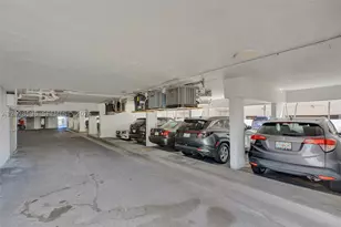 7133 Bay, Miami Beach, FL 33141 - Photo 20