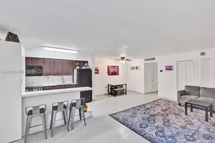 7133 Bay, Miami Beach, FL 33141 - Photo 6