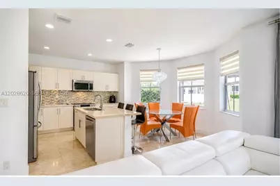 10555 NW 69th, Doral, FL 33178 - Photo 1