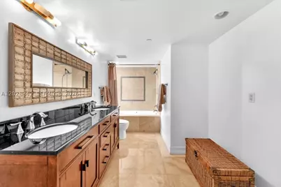 2000 Towerside #908, Miami, FL 33138 - Photo 6