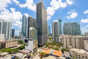 45 SW 9th, Miami, FL 33130 - Photo 2