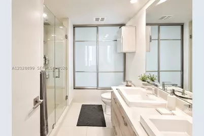 45 SW 9th #1506, Miami, FL 33130 - Photo 10