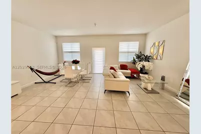 2462 NW 131st, Miami, FL 33167 - Photo 8
