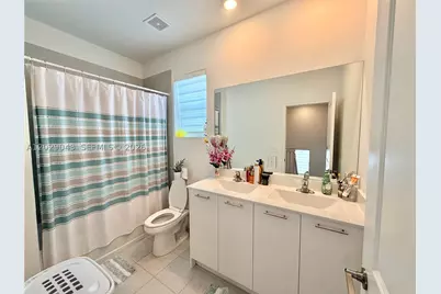 2462 NW 131st, Miami, FL 33167 - Photo 18