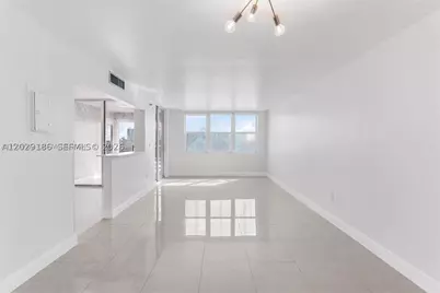 17890 W Dixie501 #501, North Miami Beach, FL 33160 - Photo 2