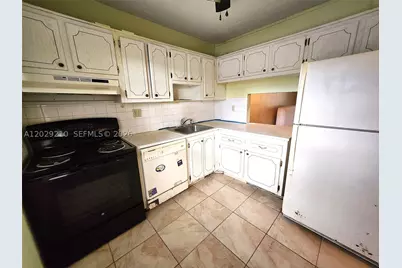 7787 Golf Circle #109, Margate, FL 33063 - Photo 4