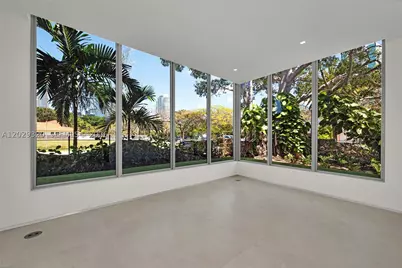 2100 S Miami, Miami, FL 33129 - Photo 12