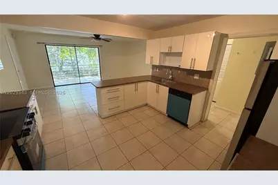 3199 Coral Hills #3, Coral Springs, FL 33065 - Photo 2