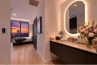 20 NE 11th #2606A, Miami, FL 33132 - Photo 2