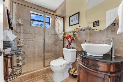 884 W 72nd, Hialeah, FL 33014 - Photo 30