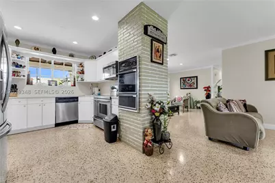884 W 72nd, Hialeah, FL 33014 - Photo 22
