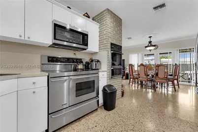 884 W 72nd, Hialeah, FL 33014 - Photo 26