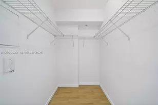 325 S Biscayne, Miami, FL 33131 - Photo 16