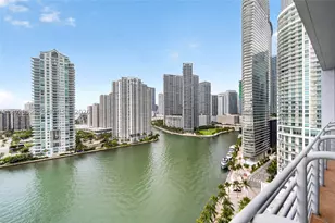 325 S Biscayne, Miami, FL 33131 - Photo 28