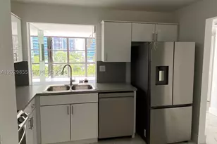 1925 Brickell, Miami, FL 33129 - Photo 8