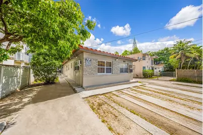 1035 NW 4th, Miami, FL 33128 - Photo 2