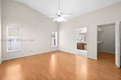 2010 NW 182nd, Pembroke Pines, FL 33029 - Photo 26