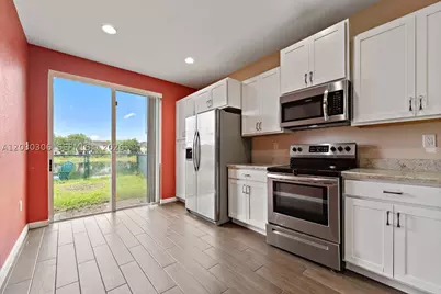 2390 SE 15th, Homestead, FL 33035 - Photo 18