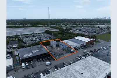 2930 NW 17th, Oakland Park, FL 33311 - Photo 2