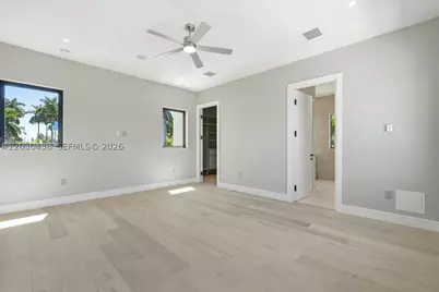 1380 Hollywood, Hollywood, FL 33019 - Photo 36