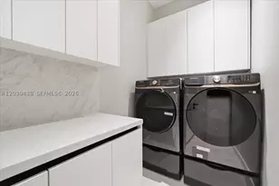 1380 Hollywood, Hollywood, FL 33019 - Photo 38