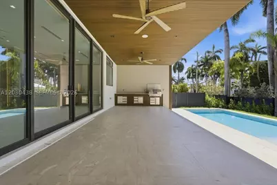 1380 Hollywood, Hollywood, FL 33019 - Photo 48