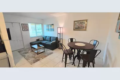 2145 Pierce #305, Hollywood, FL 33020 - Photo 6