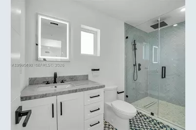 1905 Alamanda, North Miami, FL 33181 - Photo 16