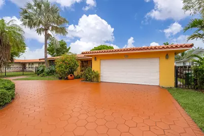1320 SW 84th, Miami, FL 33144 - Photo 2