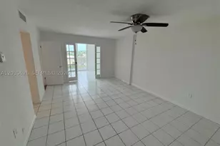 1251 NE 108th, Miami, FL 33161 - Photo 10
