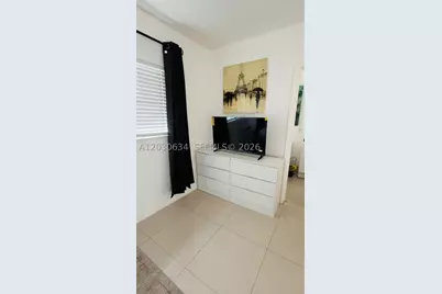 119 SE 9th #12, Hallandale Beach, FL 33009 - Photo 10