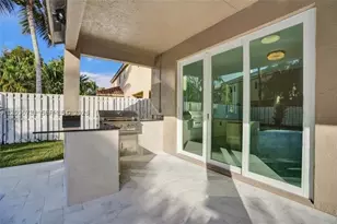 852 Heritage, Weston, FL 33326 - Photo 18