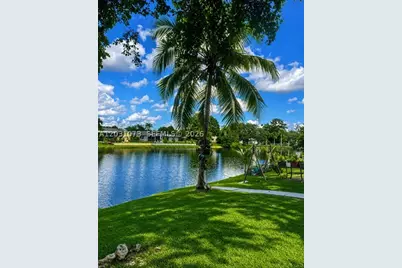 7551 SW 42nd, Davie, FL 33314 - Photo 6