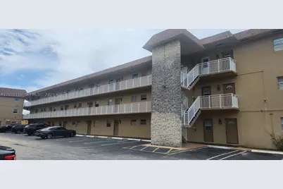 5021 W Oakland Park #313, Lauderdale Lakes, FL 33313 - Photo 4