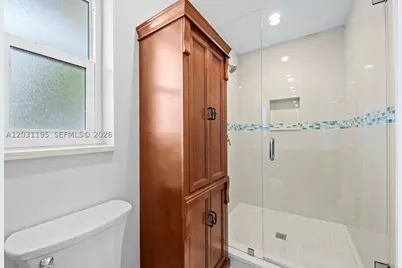 370 SE 12th, Pompano Beach, FL 33060 - Photo 24