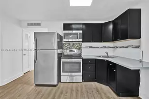1400 NE 191st, Miami, FL 33179 - Photo 8