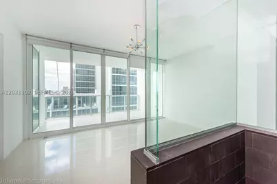 1040 Biscayne #1205, Miami, FL 33132 - Photo 16